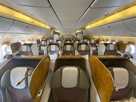 boeing 777-300er business class emirates